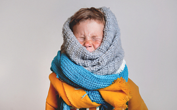 急な冷えで頭皮が硬い!?巡りを整える冬のヘッドスパ