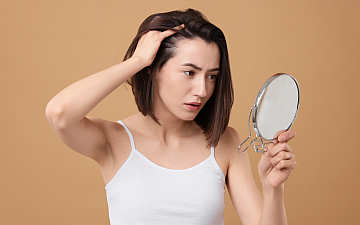 頭皮にニキビ?\頭皮クレンジングのススメ/