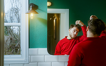 洗うより整える。脂漏性皮膚炎の頭皮ケアという選択